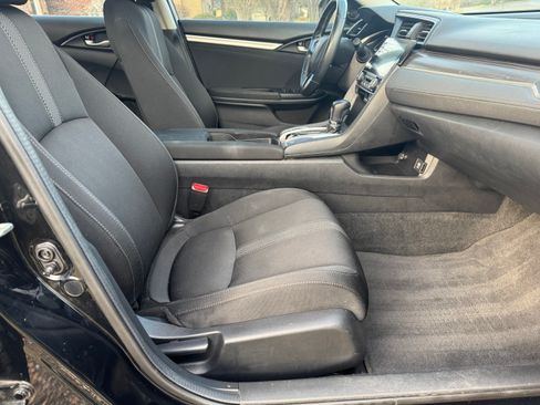 Used 2019 Honda Civic EX image 15