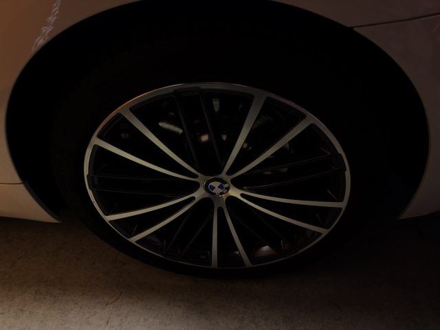 Used 2021 BMW 530e w/ Parking Assistance Package RWD image 6