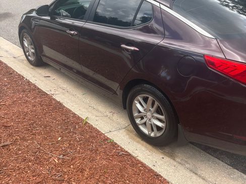 Used 2013 Kia Optima LX FWD image 8