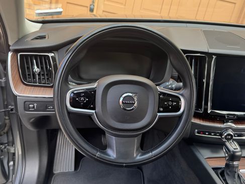 Used 2019 Volvo XC60 T6 Inscription AWD/4WD image 22