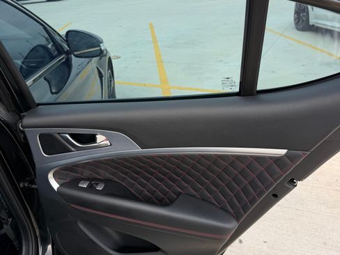 Used 2019 Genesis G70 3.3T Advanced w/ Sport Package RWD image 11