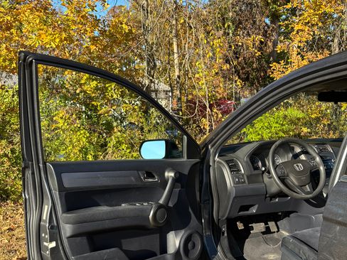 Used 2011 Honda CR-V SE image 11