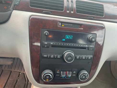 Used 2009 Chevrolet Impala LS image 11