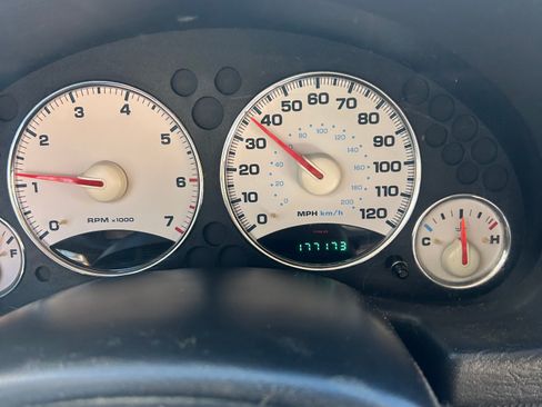 Used 2003 Jeep Liberty Renegade image 12