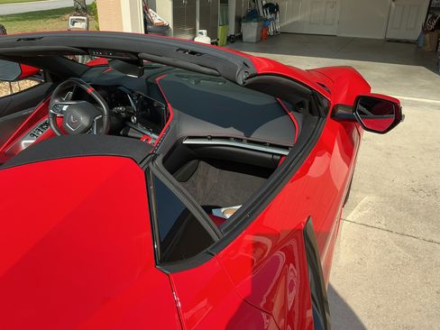 Used 2022 Chevrolet Corvette Stingray Preferred Conv w/ Battery Protection Package RWD image 6