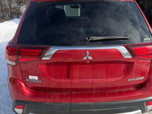 Used 2018 Mitsubishi Outlander ES image 5