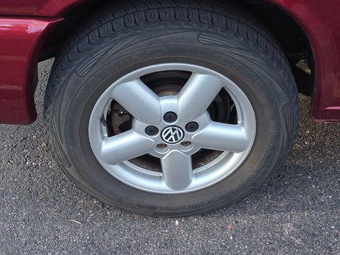 Used 2003 Volkswagen Eurovan MV image 27