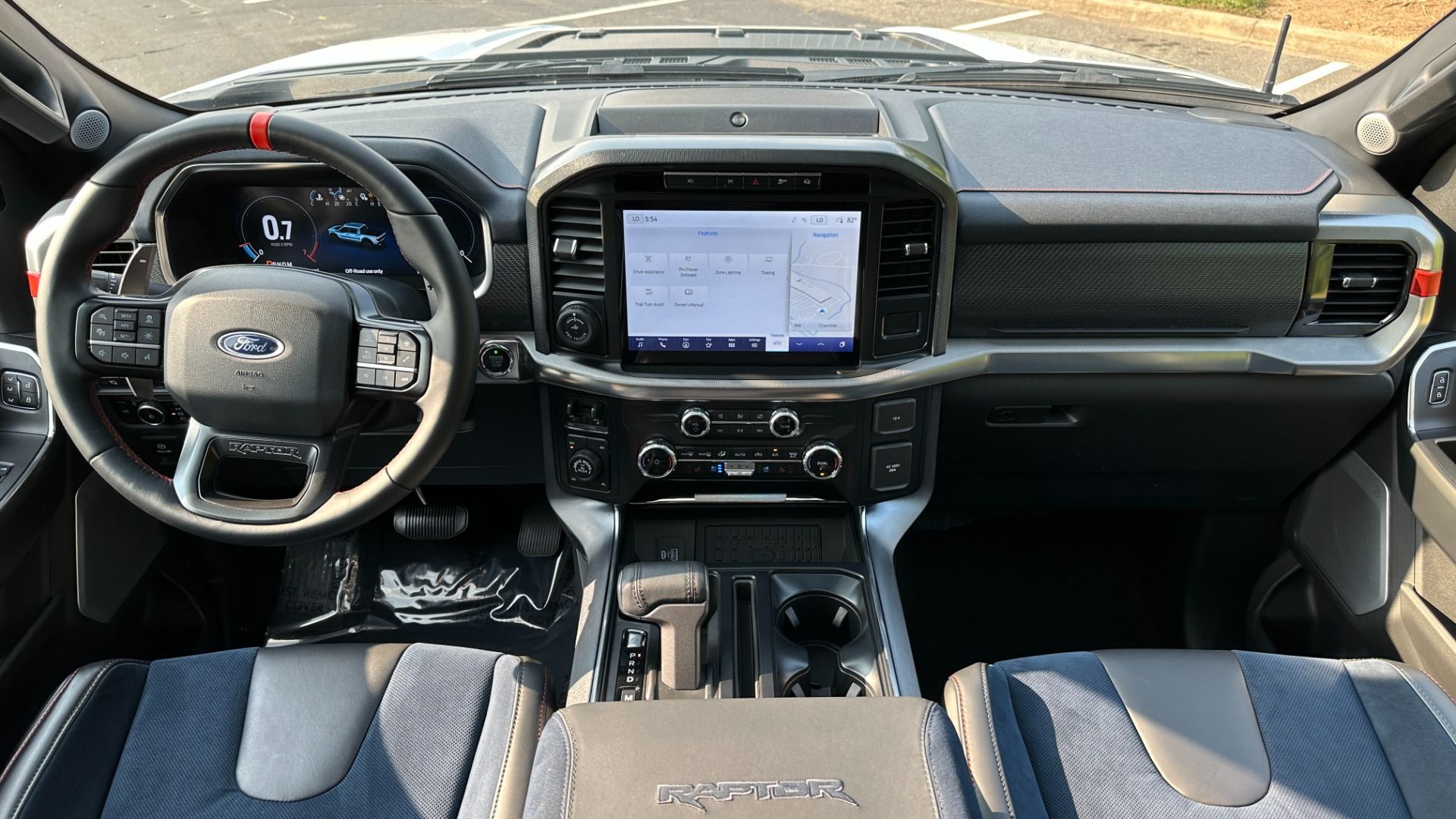 Used 2023 Ford F150 Raptor w/ Raptor 37 Performance Package AWD/4WD image 3