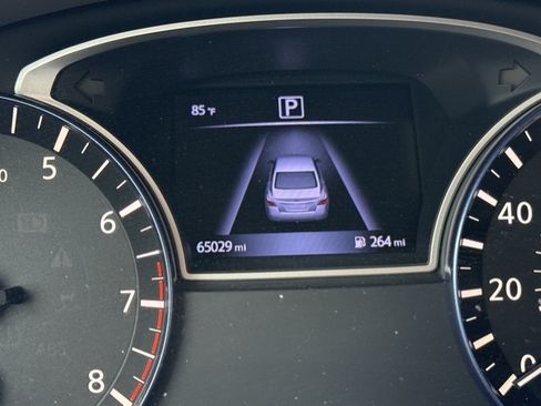 Used 2017 Nissan Altima 2.5 SR w/ Midnight Edition Package FWD image 11