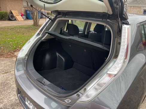 Used 2017 Nissan Leaf S image 18