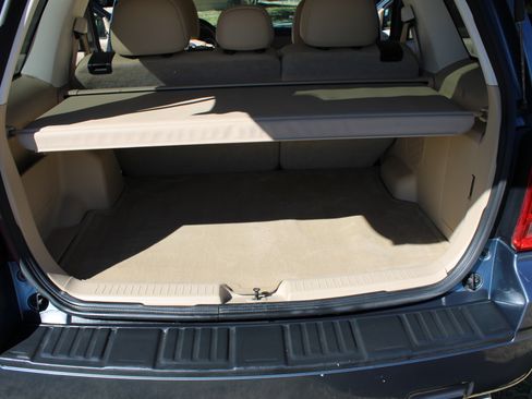 Used 2012 Ford Escape Limited image 9