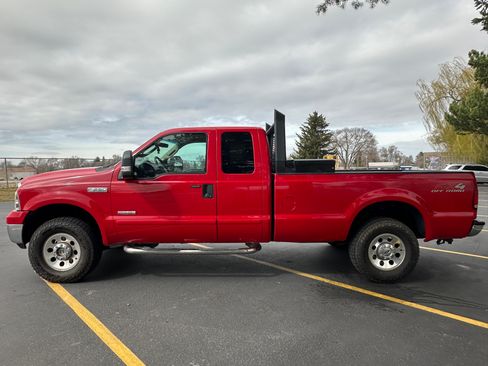 Used 2006 Ford F250 XLT AWD/4WD image 8