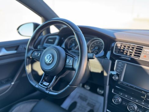 Used 2016 Volkswagen Golf Hatchback Sedan 4D image 6