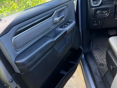 Used 2019 RAM 1500 Big Horn image 11