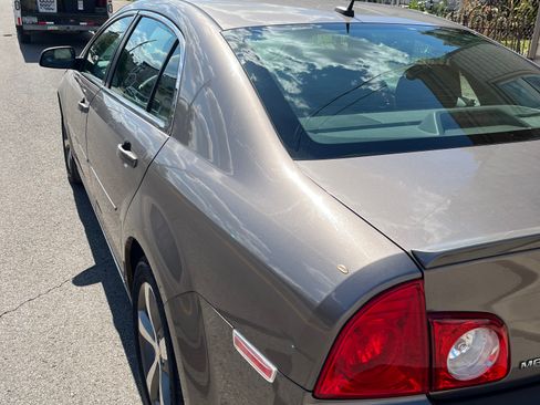 Used 2011 Chevrolet Malibu LT w/ Power Convenience Package image 4