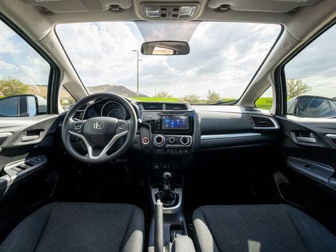 Used 2015 Honda Fit EX image 11