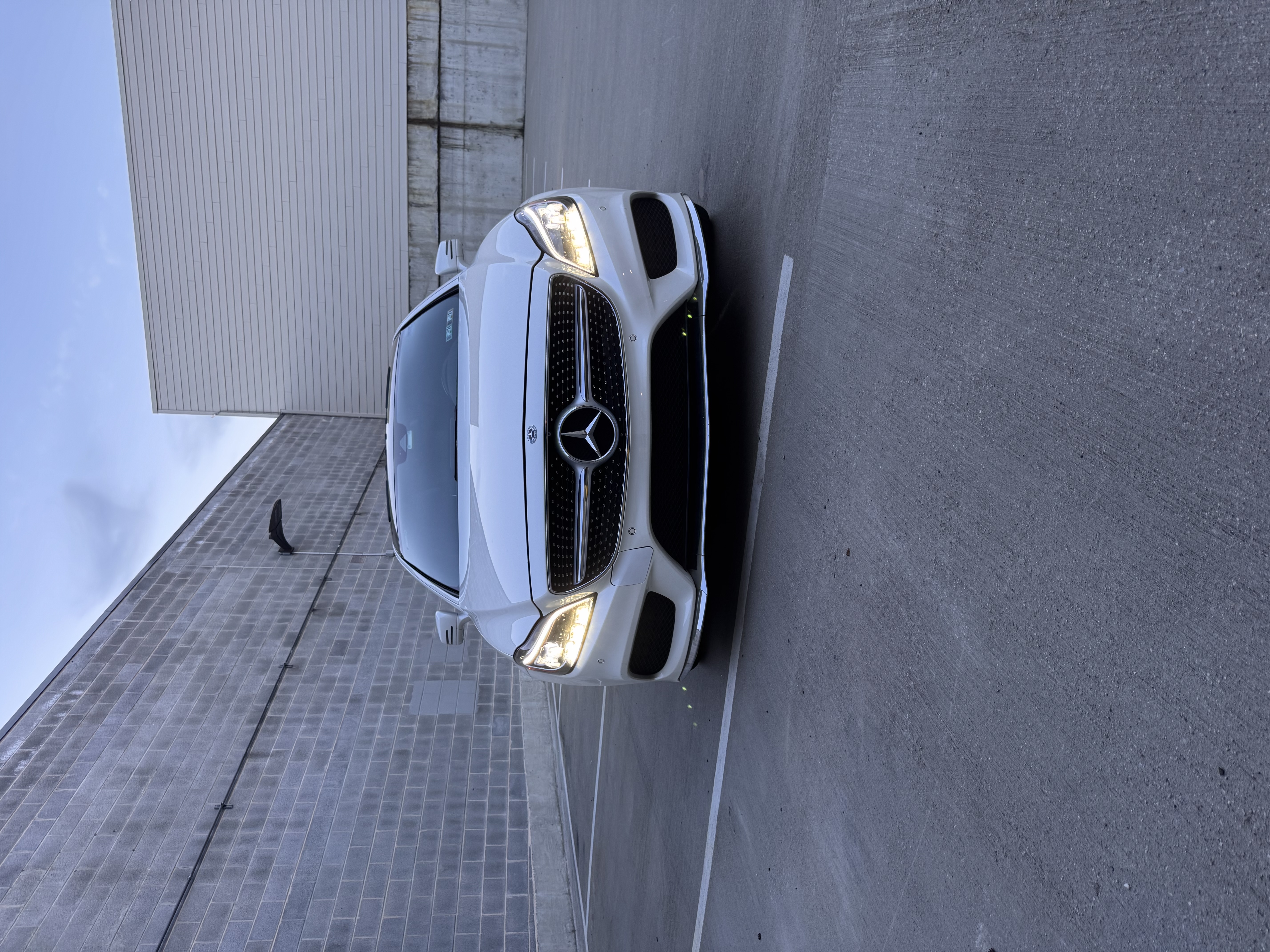 Used 2015 Mercedes-Benz CLS 550 4MATIC image 4