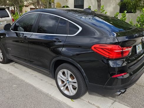 Used 2017 BMW X4 xDrive28i image 4