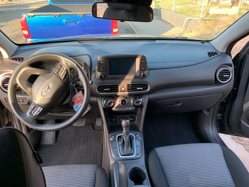 Used 2019 Hyundai Kona SE AWD/4WD image 10