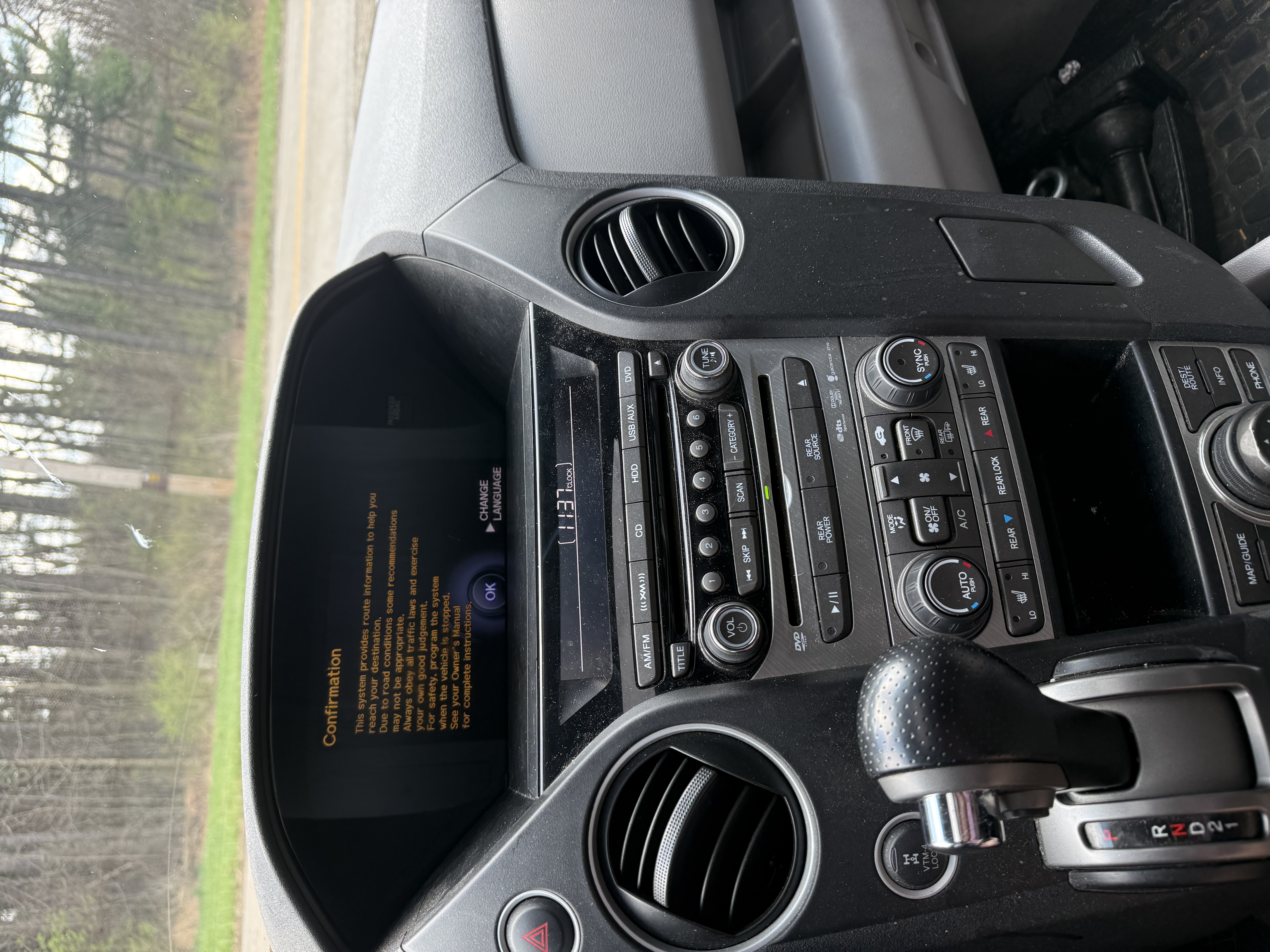 Used 2012 Honda Pilot Touring image 1