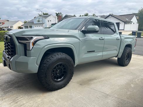 Used 2022 Toyota Tundra SR5 w/ TRD Sport Package AWD/4WD image 16