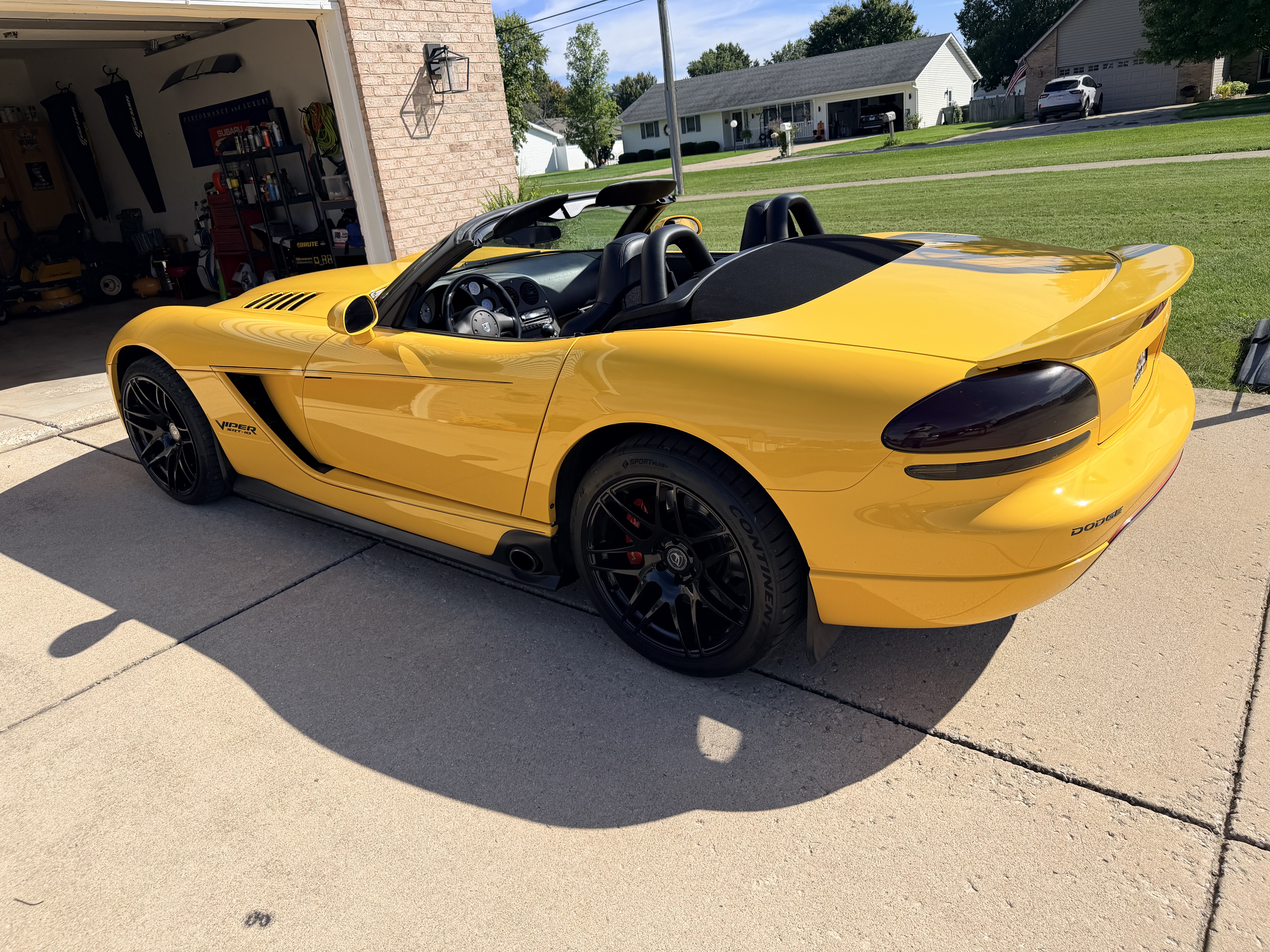 Used 2005 Dodge Viper SRT-10 RWD image 5