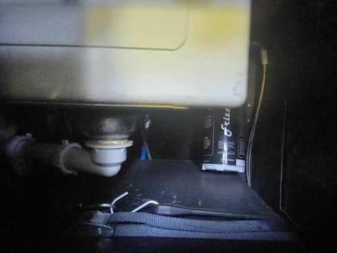 Used 2021 Mercedes-Benz Sprinter 2500 image 17