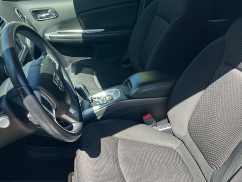 Used 2012 Dodge Journey SE FWD image 6