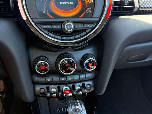 Used 2017 MINI Cooper S FWD image 5