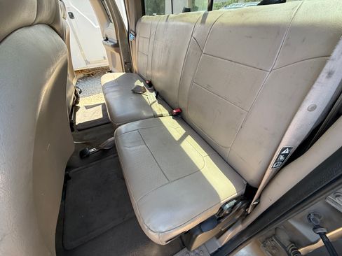 Used 2002 Ford F250 4x4 SuperCab Super Duty image 9