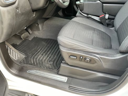 Used 2021 Chevrolet Silverado 1500 LT image 10