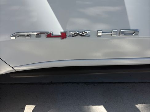 Used 2025 GMC Sierra 2500 AT4X w/ AT4X AEV Edition AWD/4WD image 8