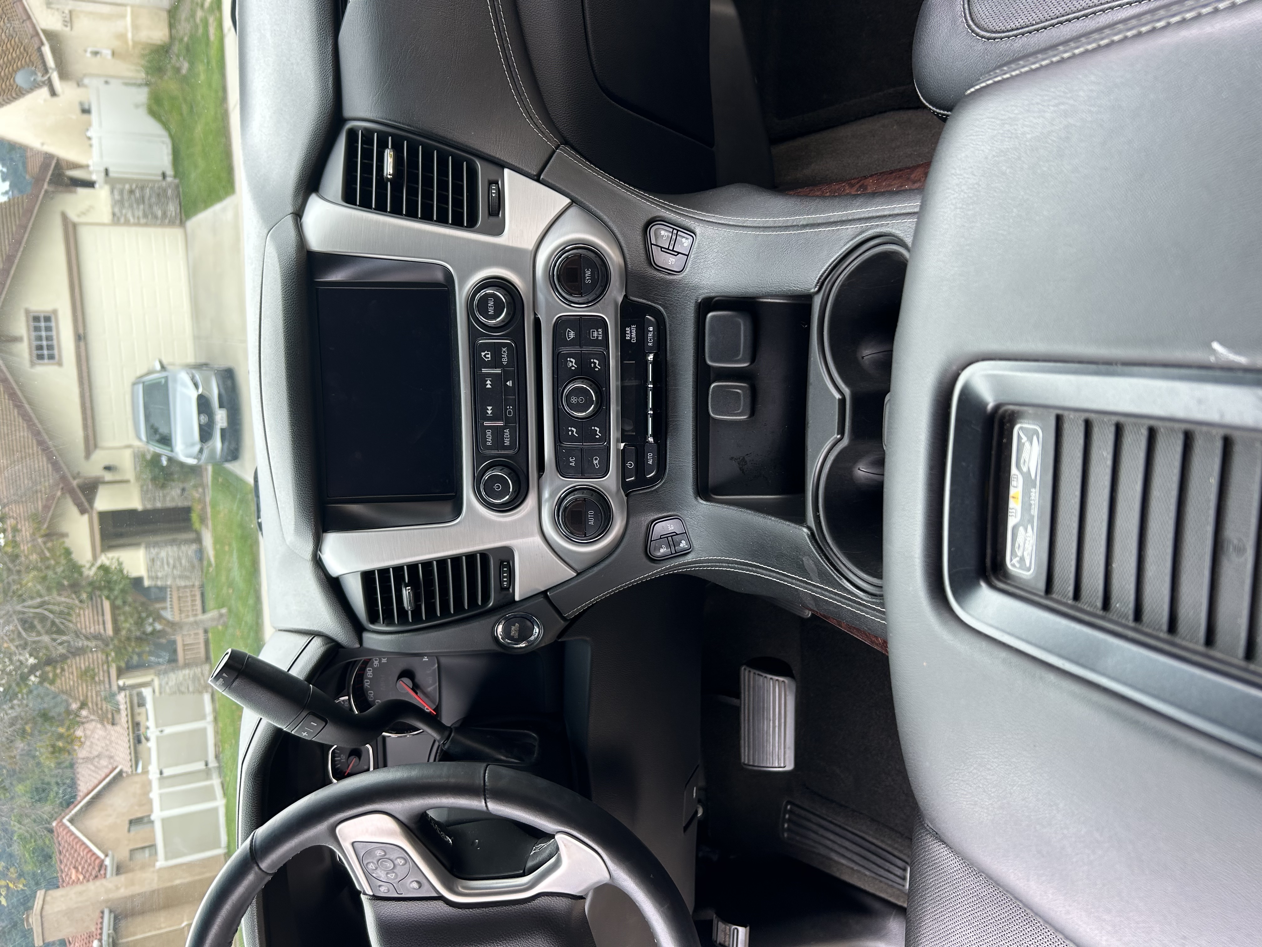 Used 2015 GMC Yukon SLT w/ Open Road Package RWD image 4