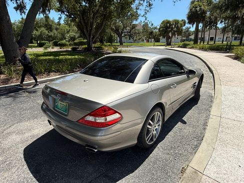 Used 2007 Mercedes-Benz SL 550 image 2