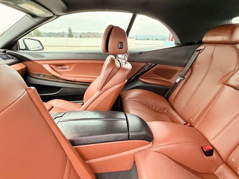 Used 2014 BMW 650i Convertible RWD image 23