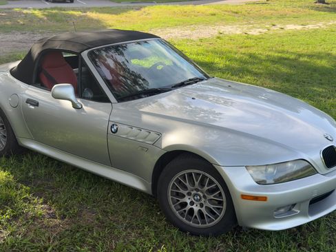 Used 2001 BMW Z3 2.5i RWD image 12