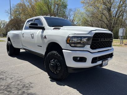 Used 2022 RAM 3500 Big Horn w/ Night Edition