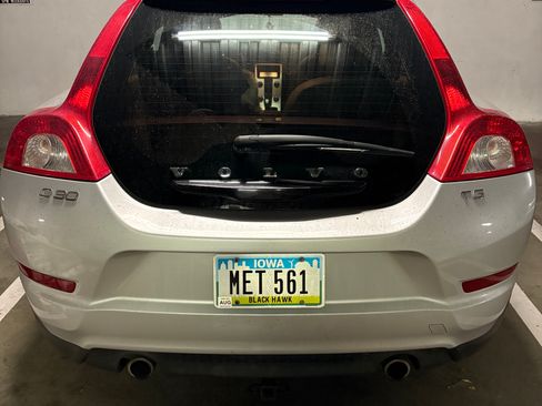 Used 2011 Volvo C30 FWD image 2