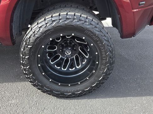 Used 2018 RAM 3500 Laramie w/ Sport Appearance Group image 8