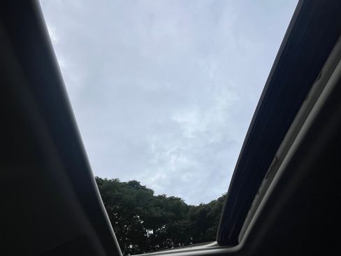 Used 2019 Ford EcoSport SE w/ SE Convenience Package image 17