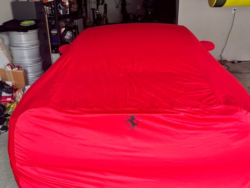 Used 2014 Ferrari California image 16