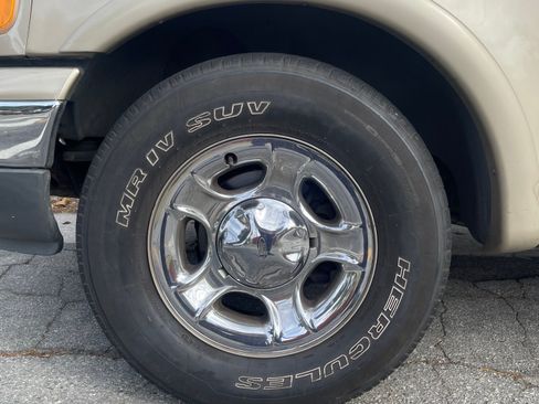 Used 2000 Ford F150 2WD SuperCab image 2