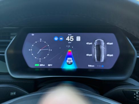 Used 2020 Tesla Model S Long Range Plus AWD/4WD image 13
