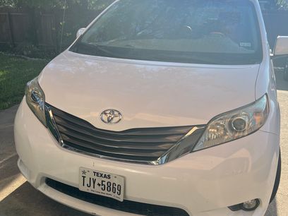 Used 2011 Toyota Sienna XLE