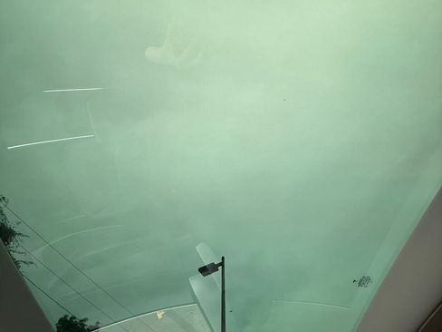 Used 2020 Tesla Model 3 Standard Range Plus image 9