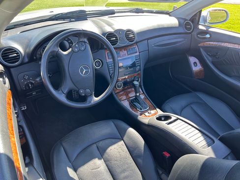 Used 2007 Mercedes-Benz CLK 350 Cabriolet image 5