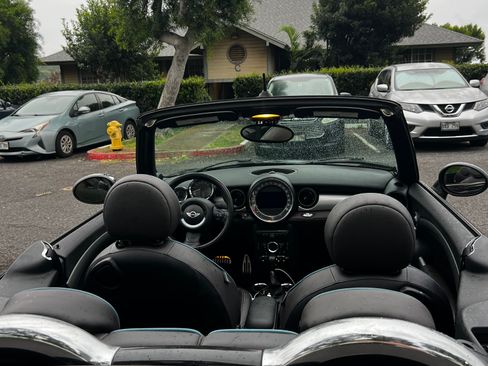 Used 2015 MINI Cooper S image 8