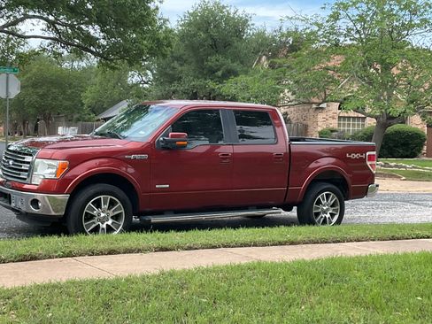 Used 2014 Ford F150 Lariat w/ Equipment Group 501A Mid AWD/4WD image 2