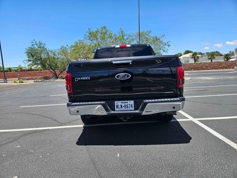 Used 2015 Ford F150 Lariat w/ Equipment Group 502A Luxury image 8