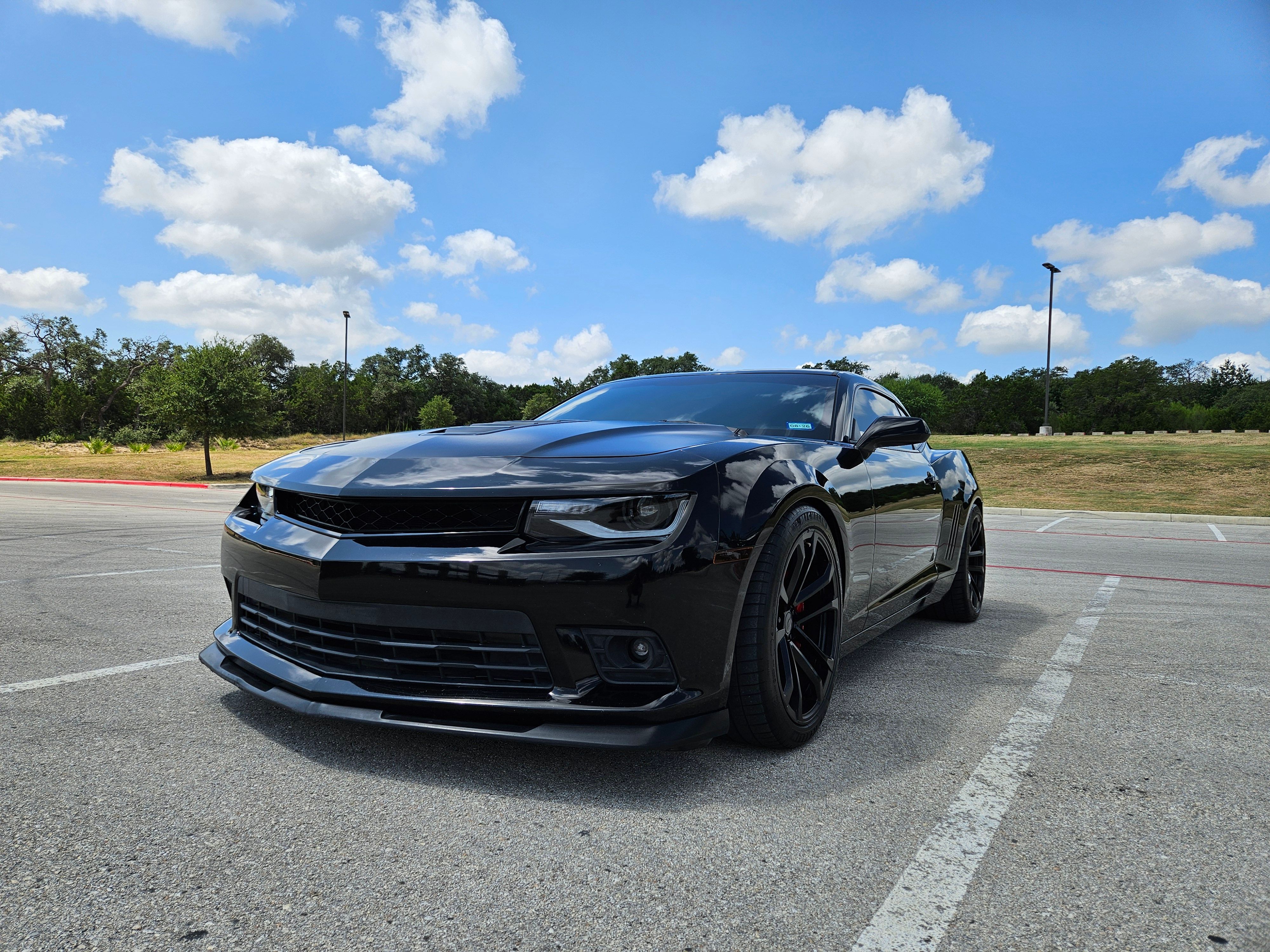 Used 2014 Chevrolet Camaro SS w/ SS Performance Package RWD image 2